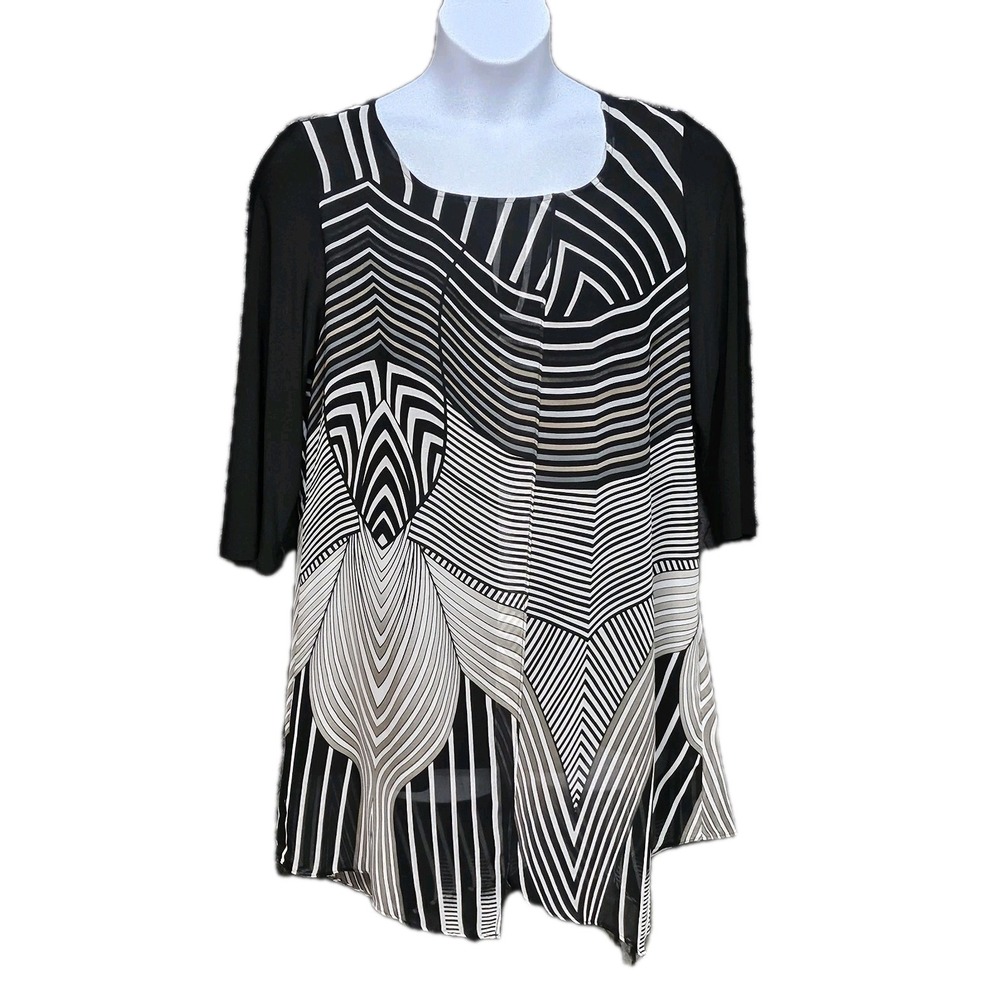 Women’s Black & White Geometric Tunic Top